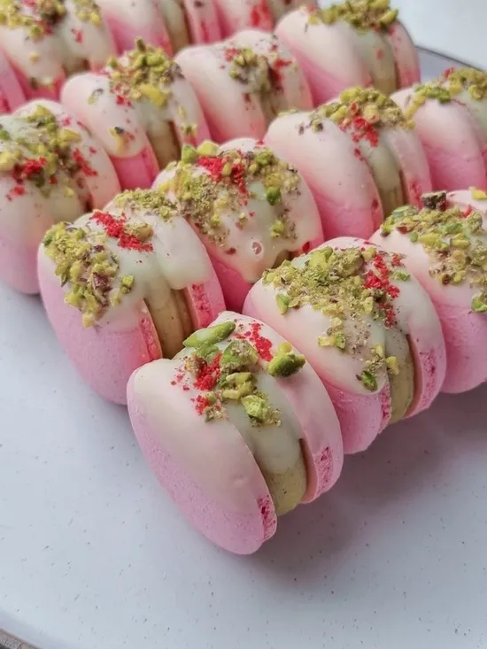 Макаронс (Macarons) от семейной кондитерской Kisura | Доставка по Москве