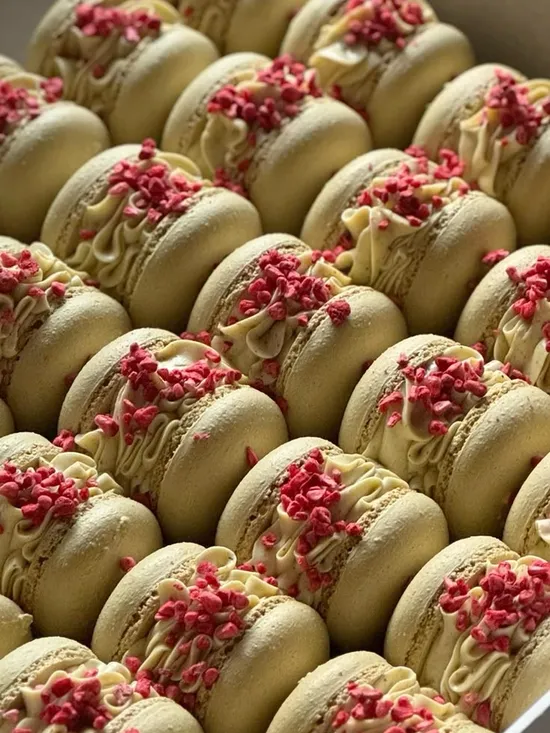 Макаронс (Macarons) от семейной кондитерской Kisura | Доставка по Москве